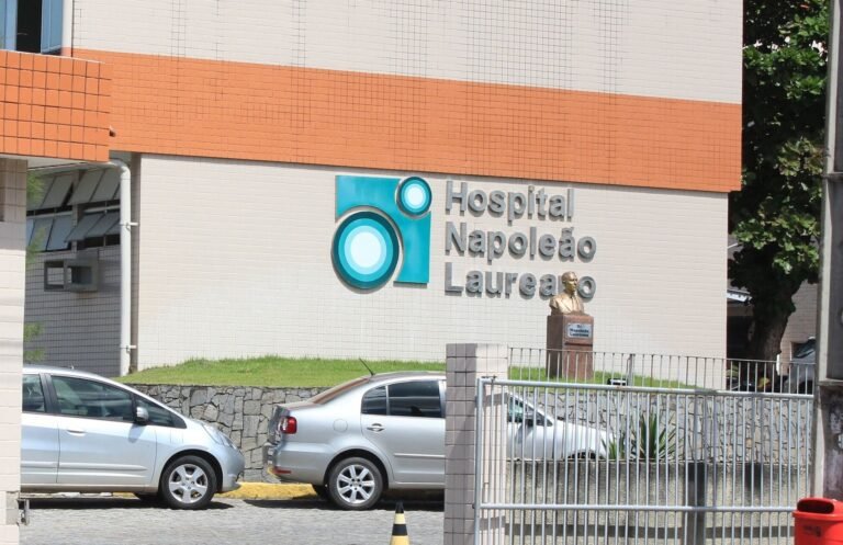 Procurador revela que ao menos 200 pacientes estão na fila de espera por consulta no Napoleão Laureano